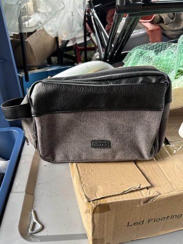Really nice mens shaving bag