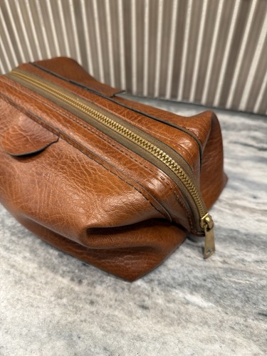 Vintage dopp leather - vintage,