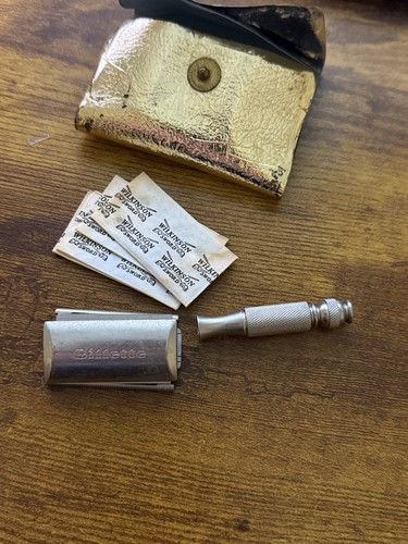 Vintage gillette travel safety - vintage,